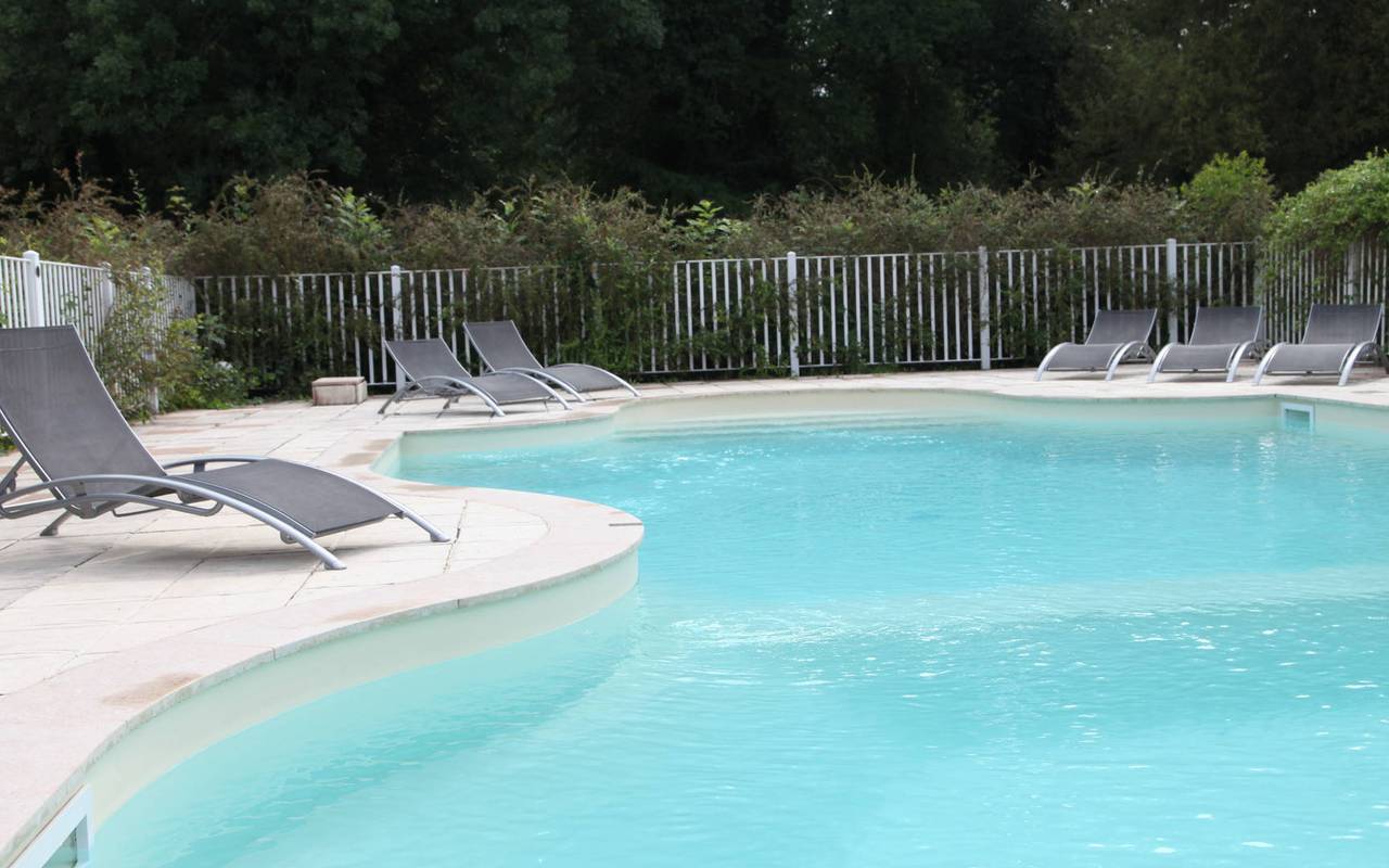 Outdoor pool - Chateau Hotel Loiret - Château les Muids