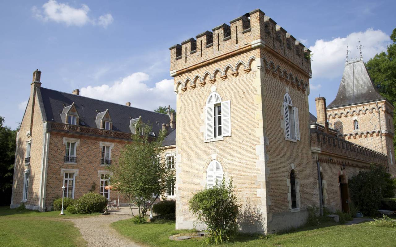 Tour d'un chateau hotel en Sologne, Château les Muids
